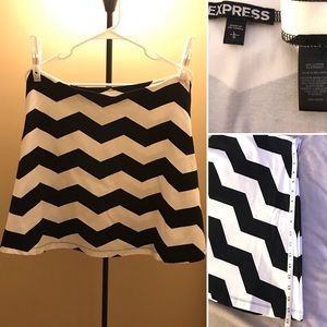 Express - Skirt